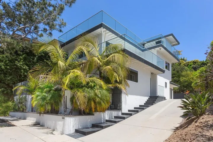 5243 Cardeno Drive, San Diego, California 92109