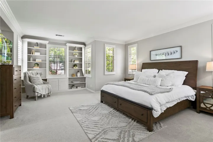 15 Winfield Drive, Ladera Ranch, California 92694