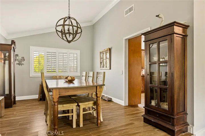 Formal Dining