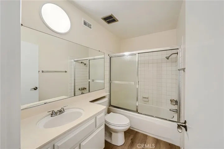 Upstairs Bathroom