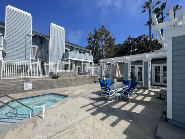 16960 Algonquin Street I-204, Huntington Beach, California 92649