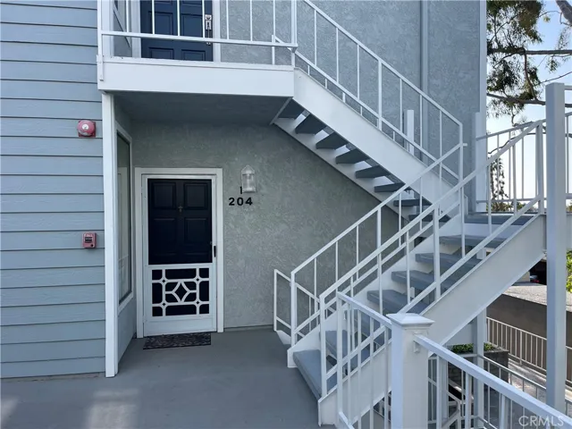 16960 Algonquin Street I-204, Huntington Beach, California 92649