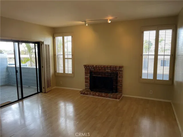 16960 Algonquin Street I-204, Huntington Beach, California 92649