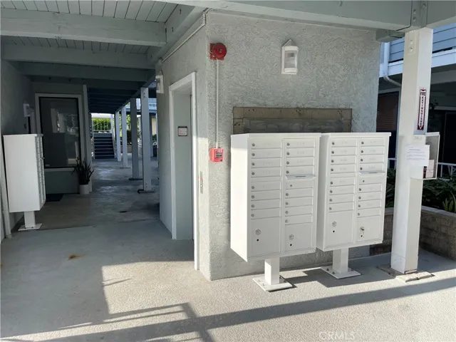 16960 Algonquin Street I-204, Huntington Beach, California 92649