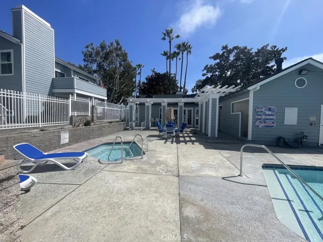 16960 Algonquin Street I-204, Huntington Beach, California 92649