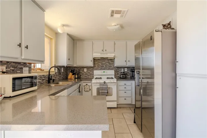 40946 166th Street E, Lancaster, California 93535