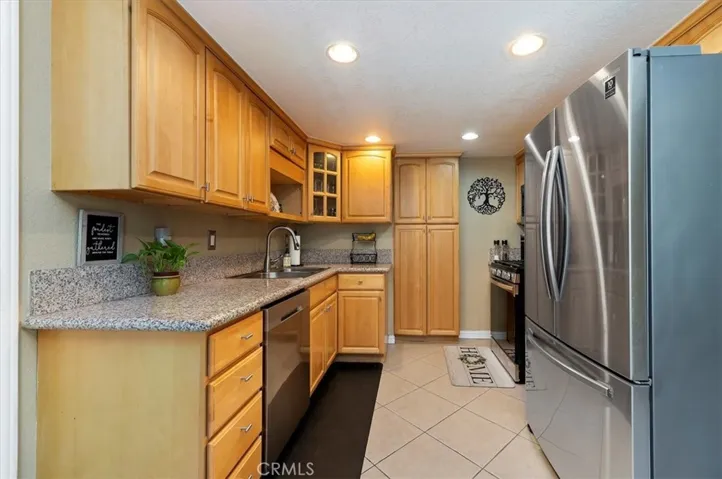 1932 E Yale Street B, Ontario, California 91764