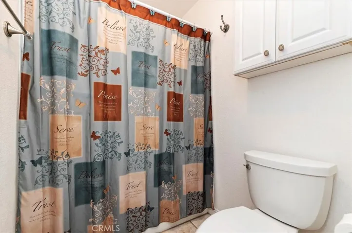 1932 E Yale Street B, Ontario, California 91764