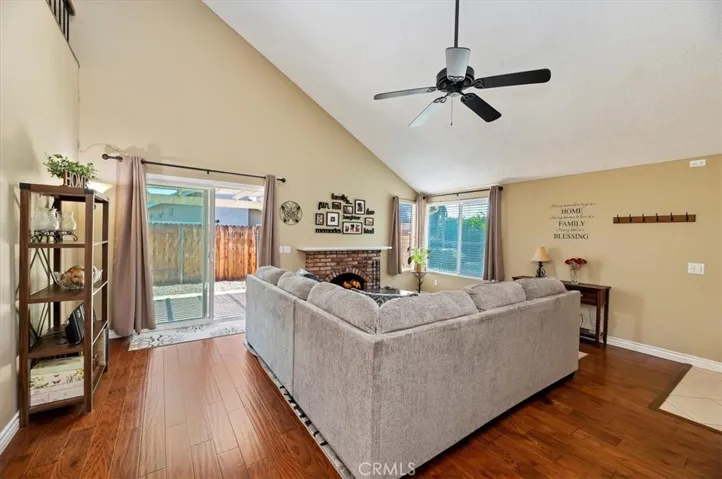1932 E Yale Street B, Ontario, California 91764