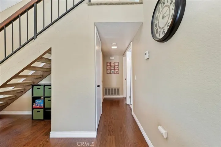 1932 E Yale Street B, Ontario, California 91764