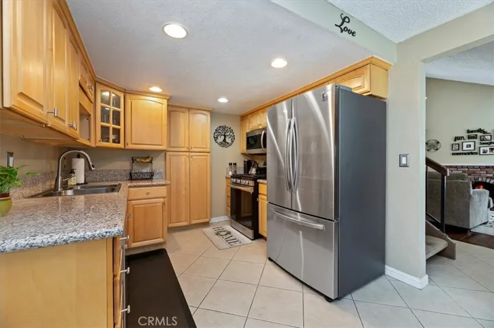 1932 E Yale Street B, Ontario, California 91764