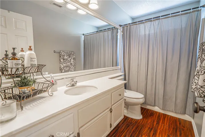 28533 Silverking Trail, Saugus, California 91390