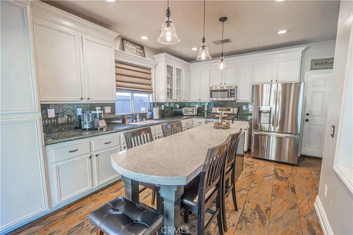 28533 Silverking Trail, Saugus, California 91390