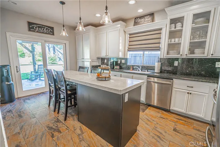 28533 Silverking Trail, Saugus, California 91390