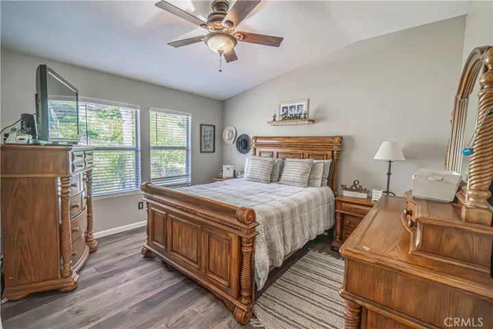 28533 Silverking Trail, Saugus, California 91390