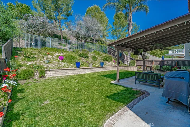28533 Silverking Trail, Saugus, California 91390