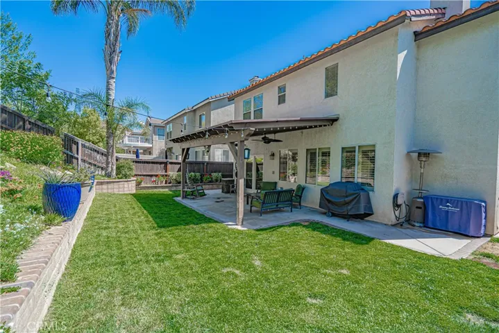 28533 Silverking Trail, Saugus, California 91390