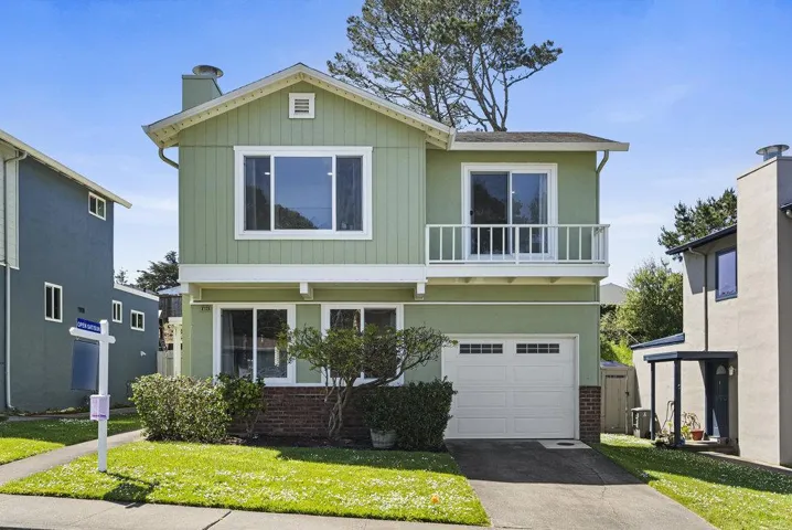 626 Foothill Drive, Pacifica, California 94044