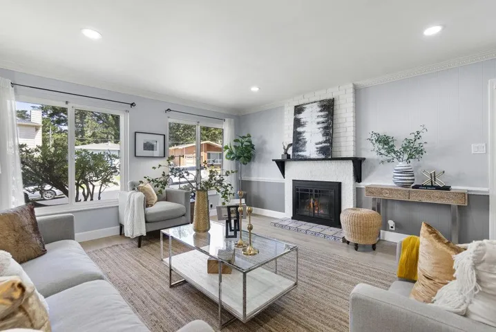 626 Foothill Drive, Pacifica, California 94044