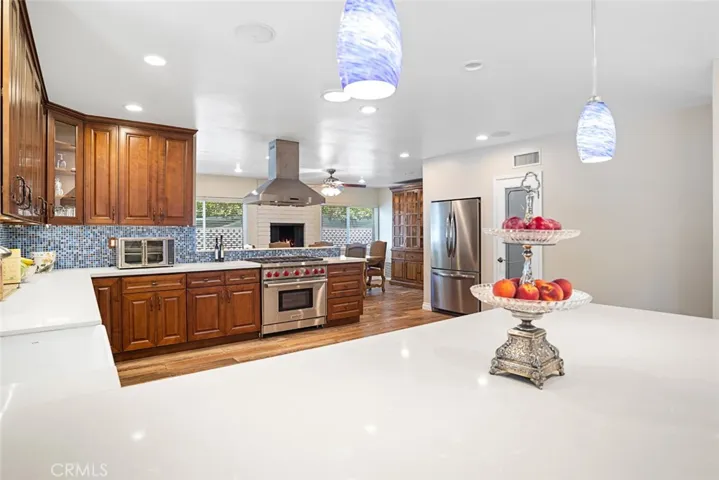 1723 La Granada Drive, Thousand Oaks, California 91362