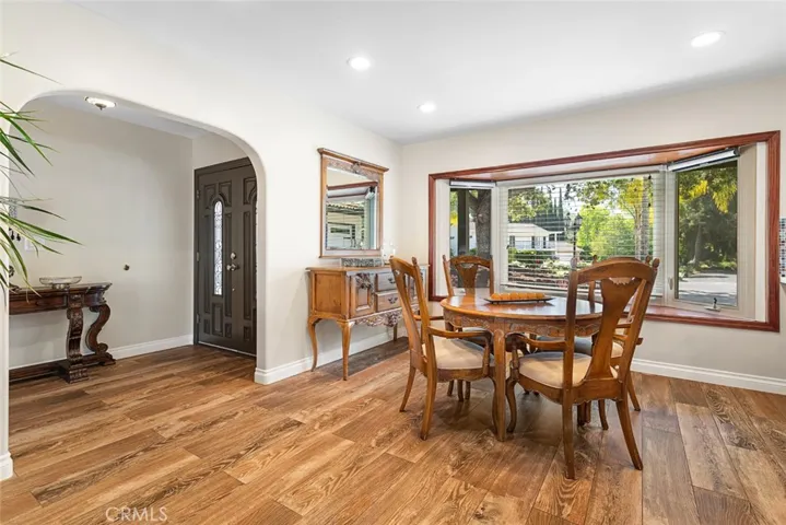 1723 La Granada Drive, Thousand Oaks, California 91362