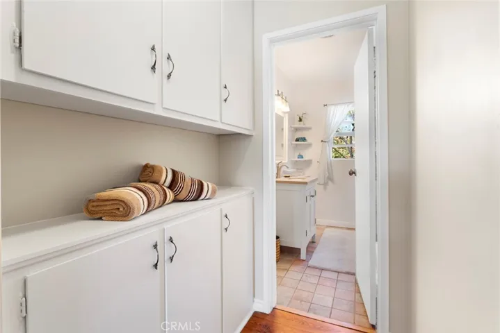 1723 La Granada Drive, Thousand Oaks, California 91362