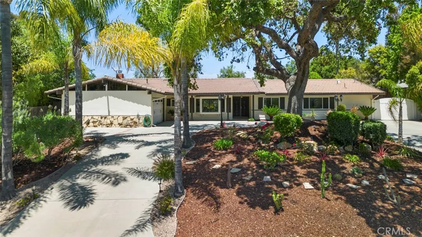 1723 La Granada Drive, Thousand Oaks, California 91362