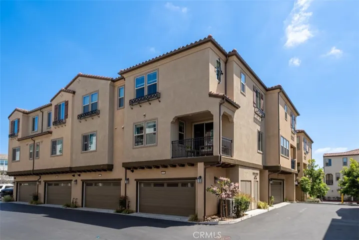18312 Iris Lane, Yorba Linda, California 92886