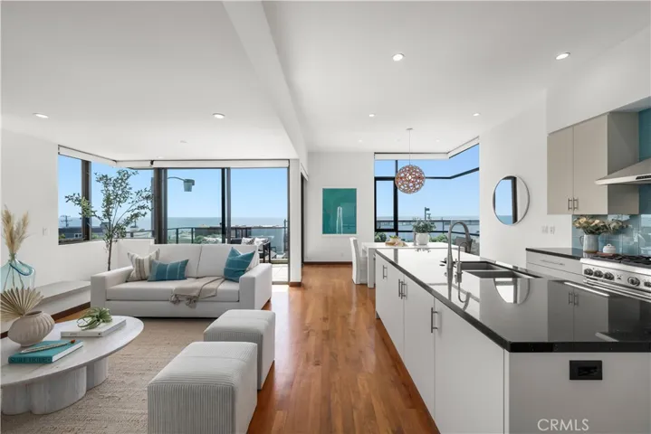 open floor plan, live and let live