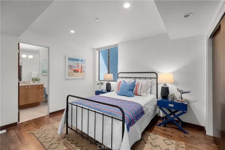 1308 Manhattan Avenue, Manhattan Beach, California 90266