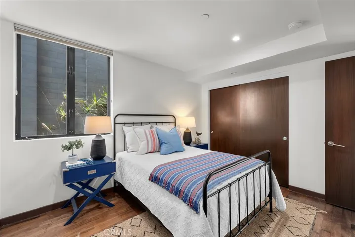 1308 Manhattan Avenue, Manhattan Beach, California 90266