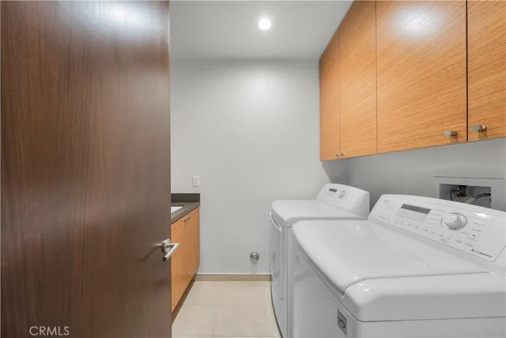 Laundry room with built in storage
