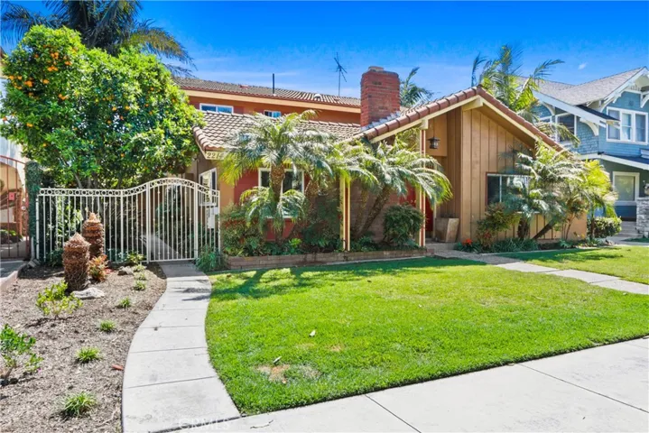 2214 E 2nd Street, Long Beach, California 90803