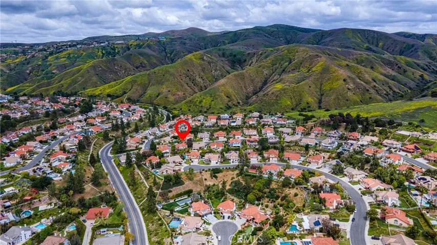 5325 Los Monteros, Yorba Linda, California 92887