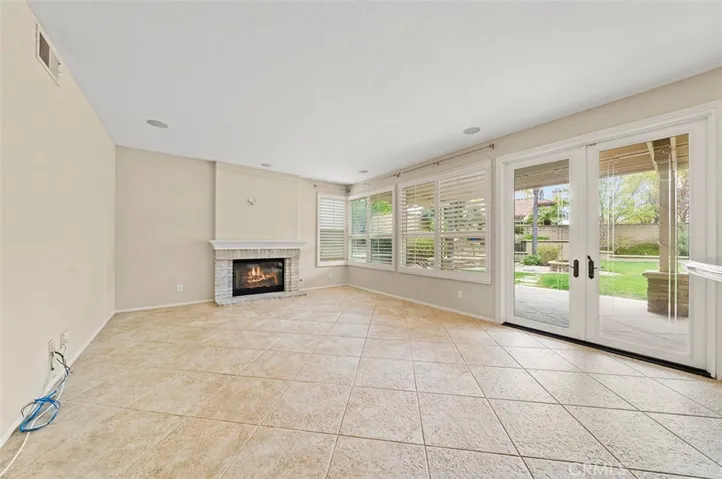 5325 Los Monteros, Yorba Linda, California 92887