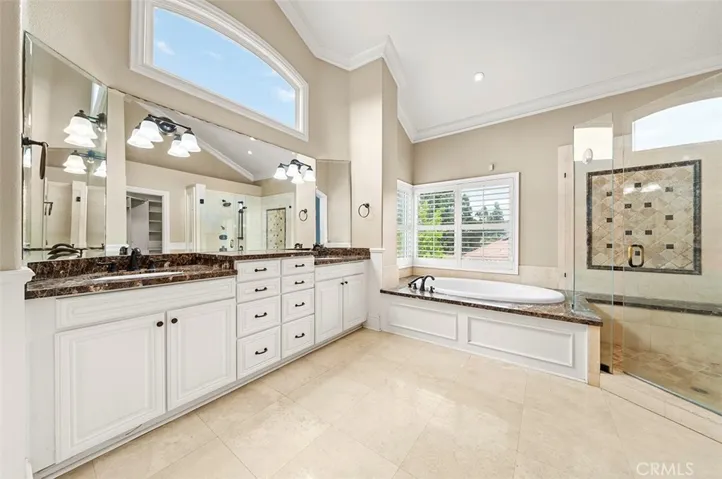 5325 Los Monteros, Yorba Linda, California 92887