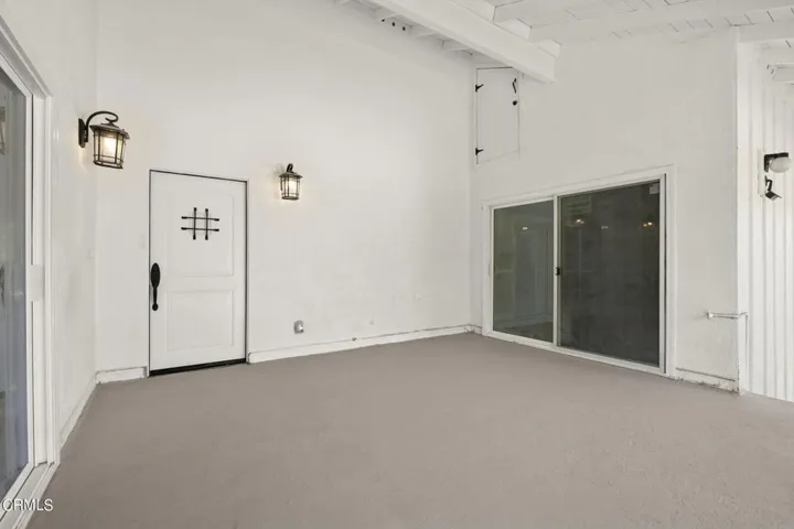 5-web-or-mls-UpmarketMedia-910Sea-6