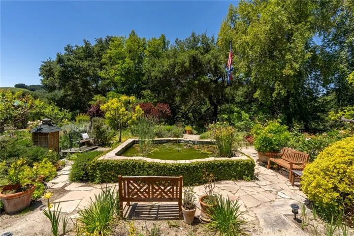 5020 Shadow Canyon Road, Templeton, California 93465