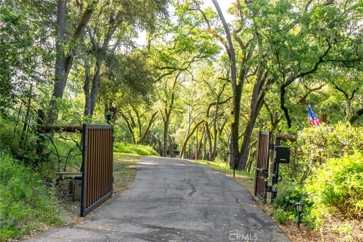 5020 Shadow Canyon Road, Templeton, California 93465