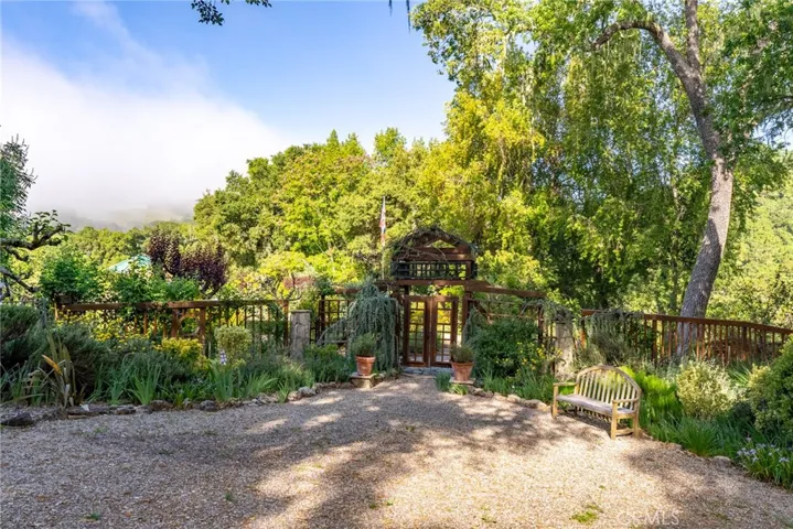 5020 Shadow Canyon Road, Templeton, California 93465