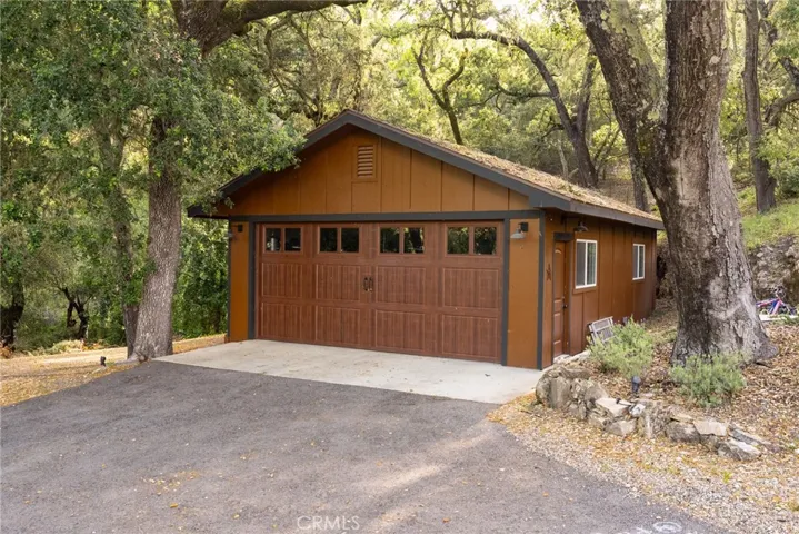 5020 Shadow Canyon Road, Templeton, California 93465