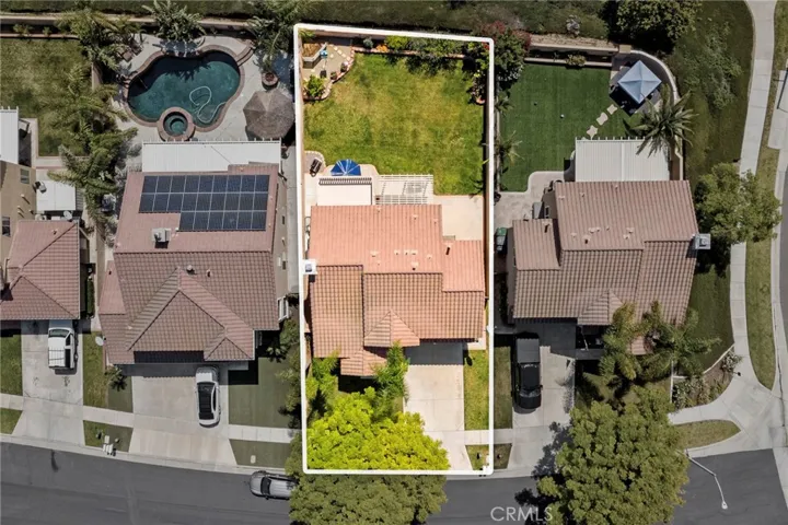 737 La Docena Lane, Corona, California 92879