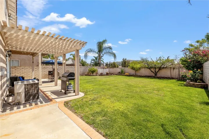737 La Docena Lane, Corona, California 92879