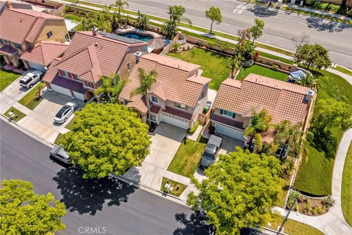 737 La Docena Lane, Corona, California 92879