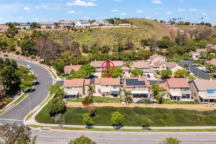 737 La Docena Lane, Corona, California 92879