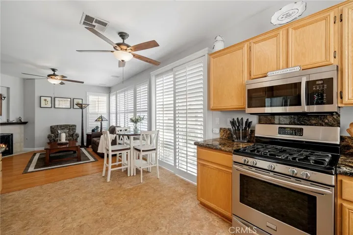 737 La Docena Lane, Corona, California 92879