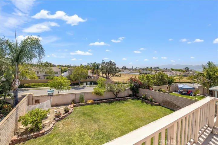 737 La Docena Lane, Corona, California 92879