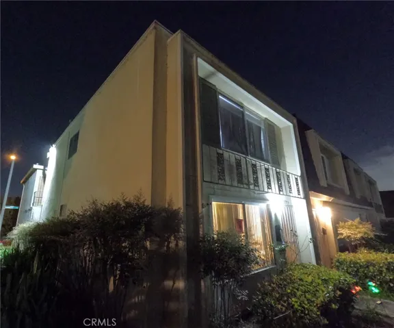 10079 Sparrow Avenue, Fountain Valley, California 92708