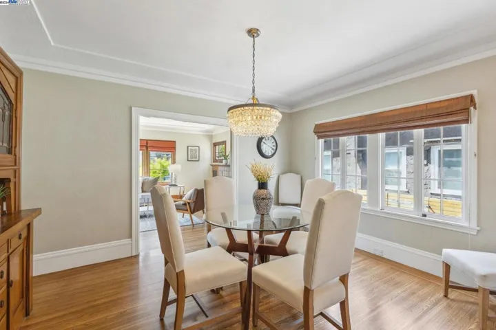 1308 Saint Charles St, Alameda, California 94501