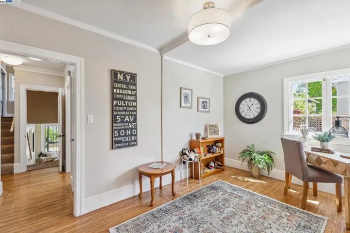 1308 Saint Charles St, Alameda, California 94501